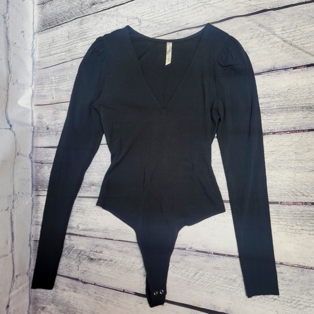 Intimately Free People Black Rayon Padded Shoulder Bodysuit Small
